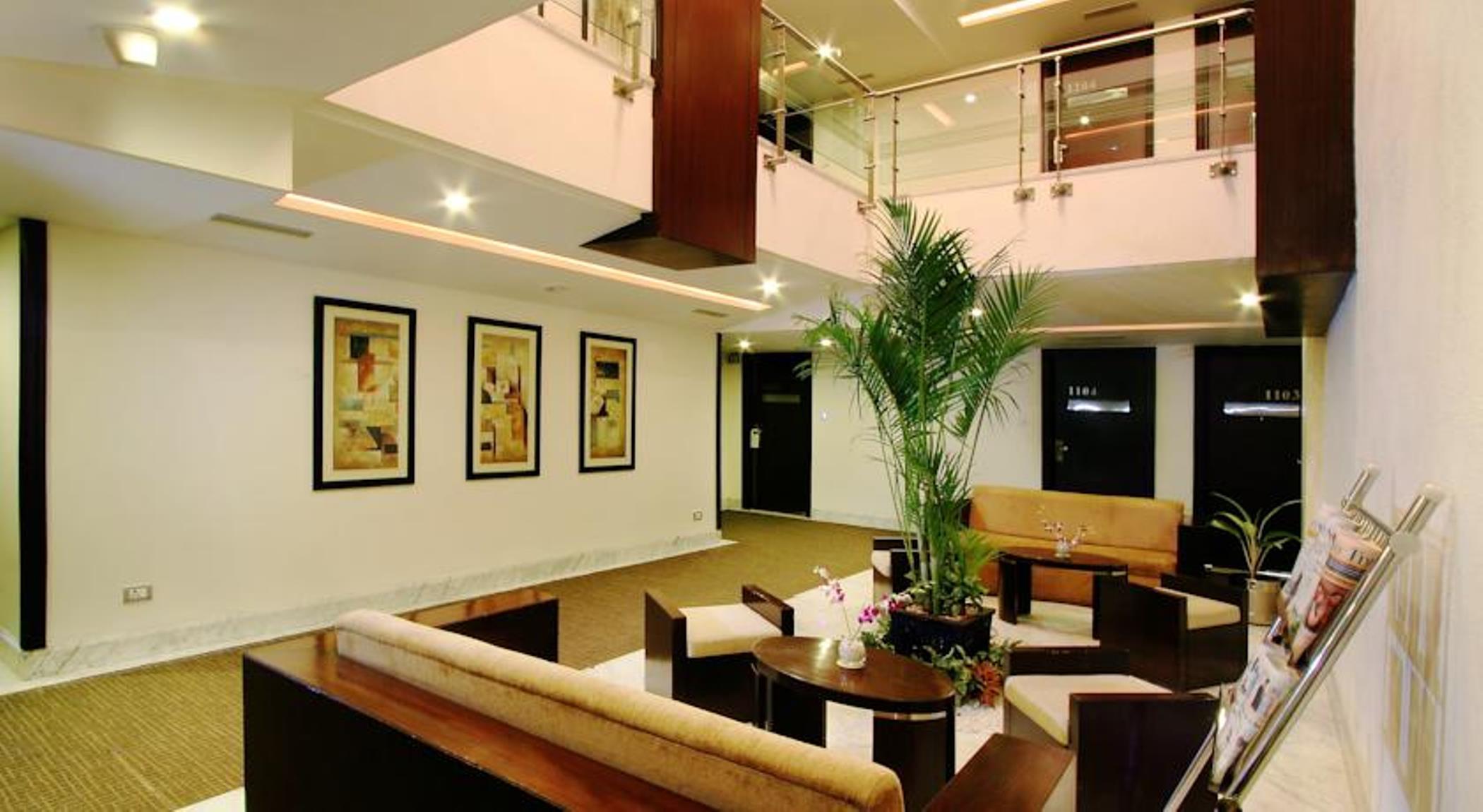 The President Hotel Bangalore Exterior foto